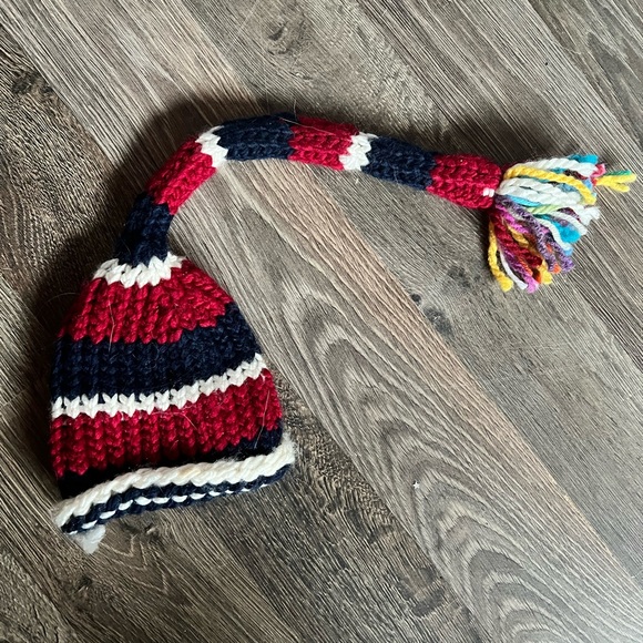 New Born Hat - Picture 2 of 2